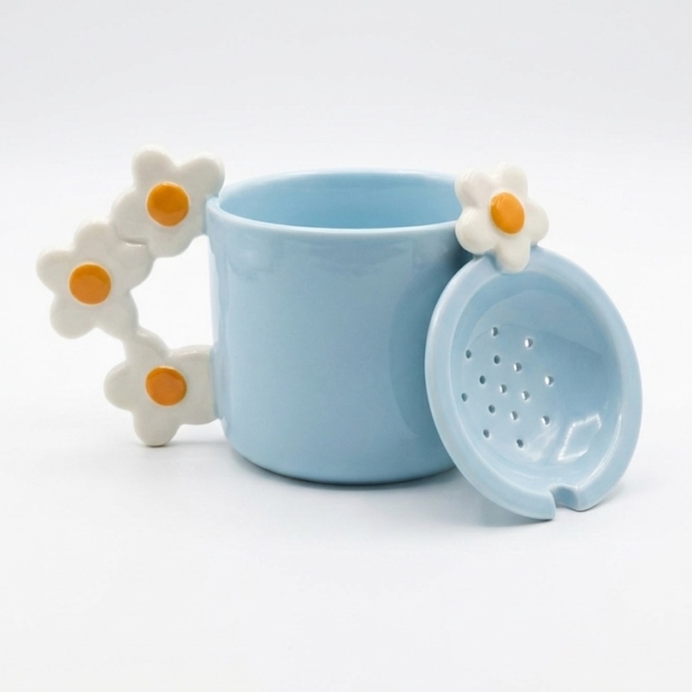 Daisy Mug with Tea Infuser - Stoneware